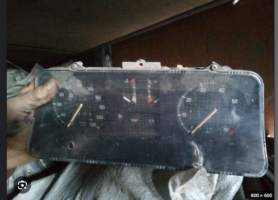 Приборная панель Opel Kadett E  1990 1.3 Бензин 