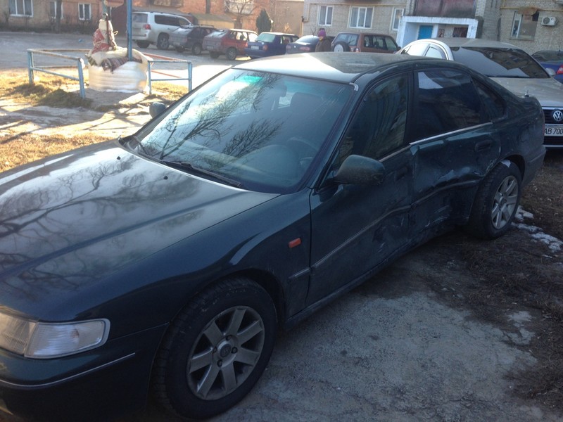 Двері передні Honda Accord 5  1997 2.0 Бензин Гнивань