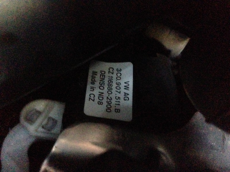 Моторчик заслонки печки 3CO.907.511.B   Volkswagen Passat