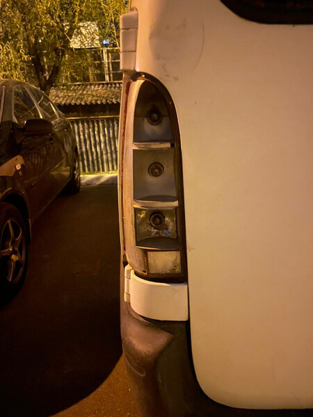 Фара задня ліва Nissan Vanette  1999 2.3 Дизель 