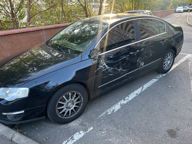 Дверь передняя Volkswagen Passat B6  2007 1.8 Бензин Киев