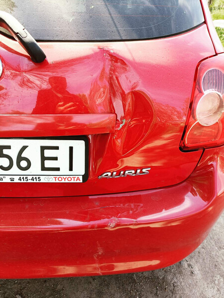 Кришка багажника Toyota Auris  2008 1.6 Бензин 