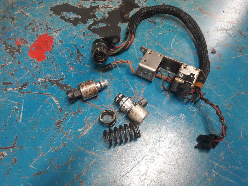 Комплект электроники на акпп Jeep Grand Cherokee  1996 4.0 Бензин Конотоп