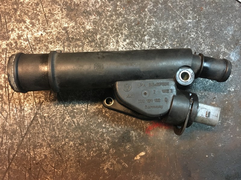 Корпус патрубков Seat Altea универсал 2006 г.  2.0 л дизель Киев