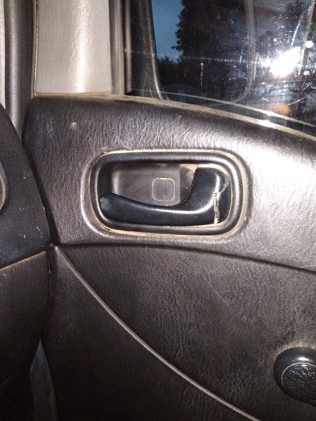 Ручка откривания правой двери Hyundai H200  2001 2.5 Дизель Львов