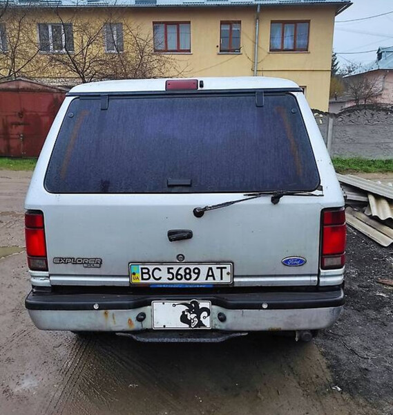 Стікло заднє Ford Explorer  1991 4.0 Бензин Львов