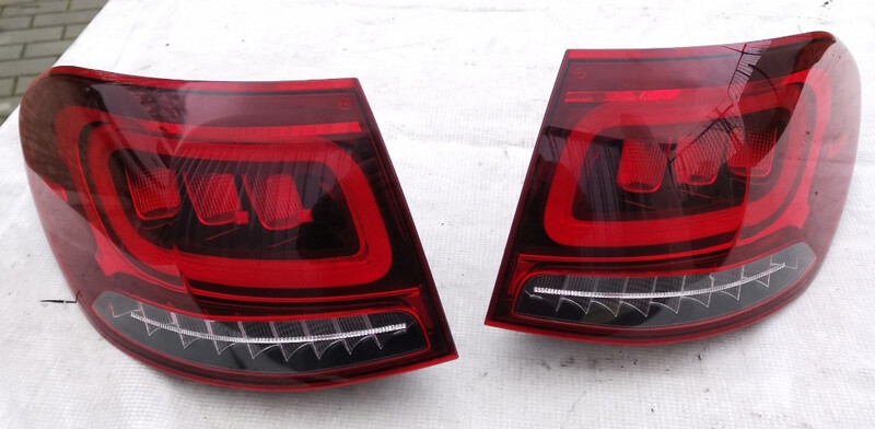 Задние фонари Mercedes-Benz GLC-Class  2015 купе 3.0 Бензин Луцк