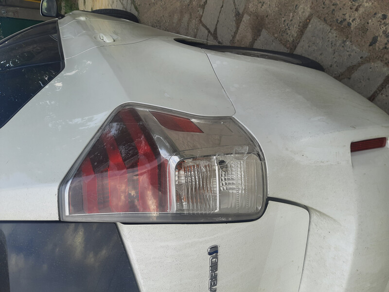Права задня фара Toyota Prius 30  2014 універсал 1.8 Бензин 