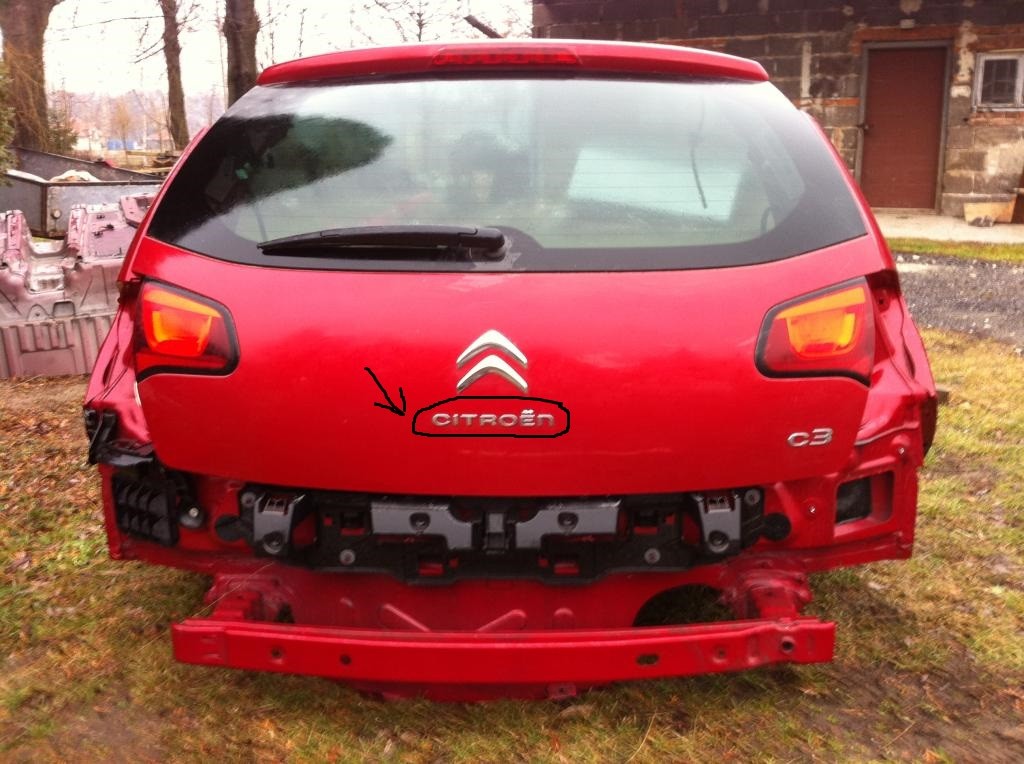 Эмблема экстерьера Citroen C3  2010 1.4 Бензин Николаев