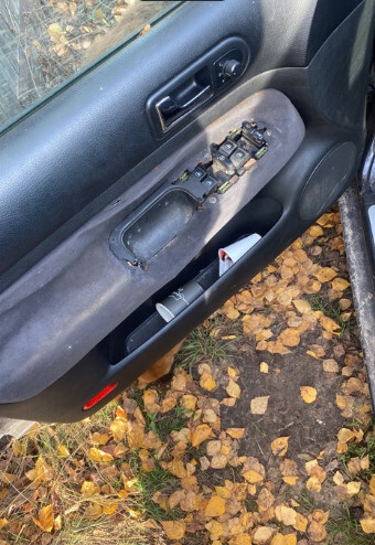 Бок стеклоподъемник левый водите,рамка Volkswagen Bora  2001 1.9 Дизель Днепр