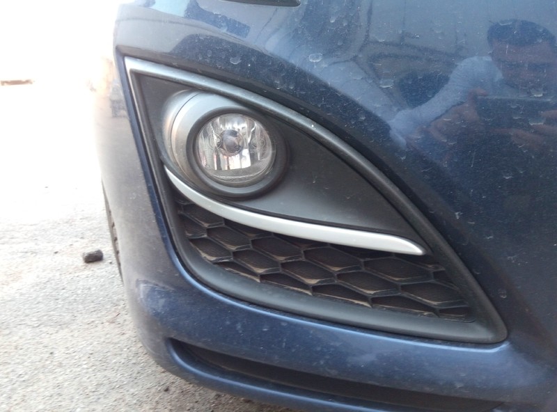 Противотуманная фара Mazda 6 2011 г.  2.0 л бензин Киев