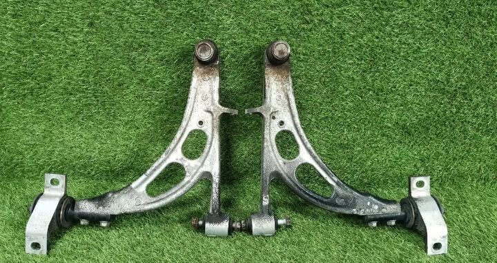 Правый передний нижний рычаг алюминиевый Subaru Forester SG  2005 2.0 Бензин 