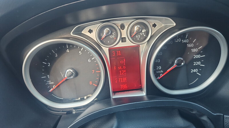 Щиток приборов Ford Focus 2  2008 универсал 1.6 Бензин Первомайск