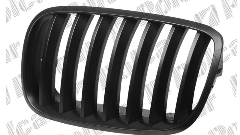 Решетка радиатора PBM07053GBL   BMW X5