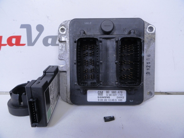 Електронний блок керування двигуном 9117394   Opel Astra
