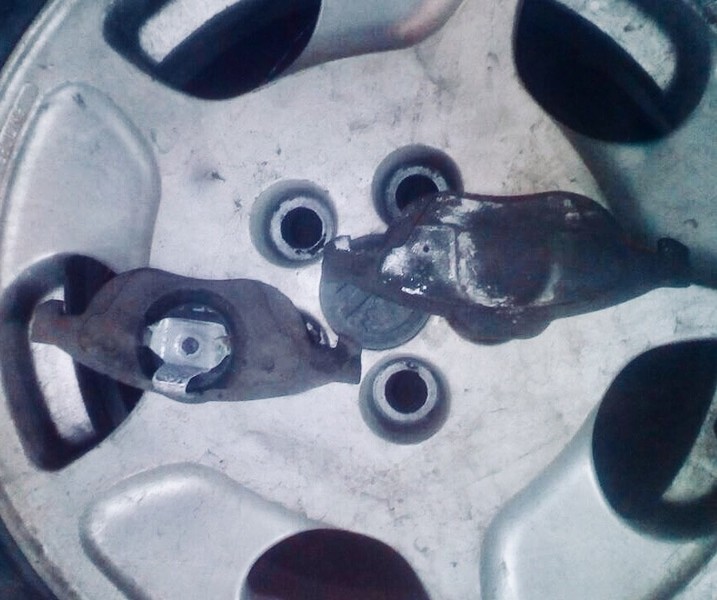 Гальмівні колодки Alfa Romeo 156 sportwagon 2002 универсал 1.8 Бензин Львов