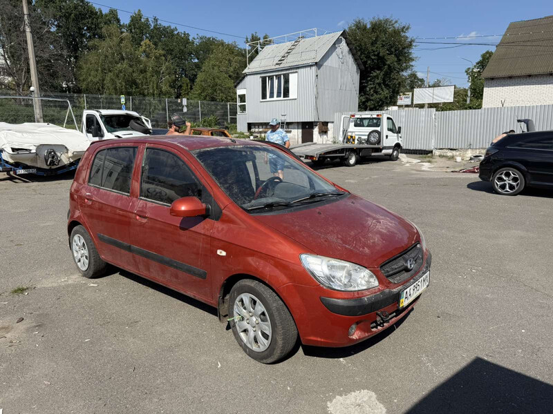Двері передні Hyundai Getz  2008 хетчбек 1.6 Бензин Біла Церква