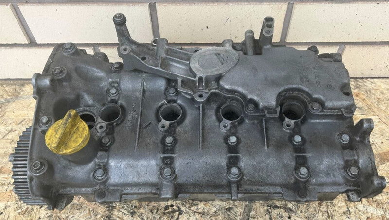ГБЦ Renault Scenic 2000 р.  20.0 л бензин Чугуїв