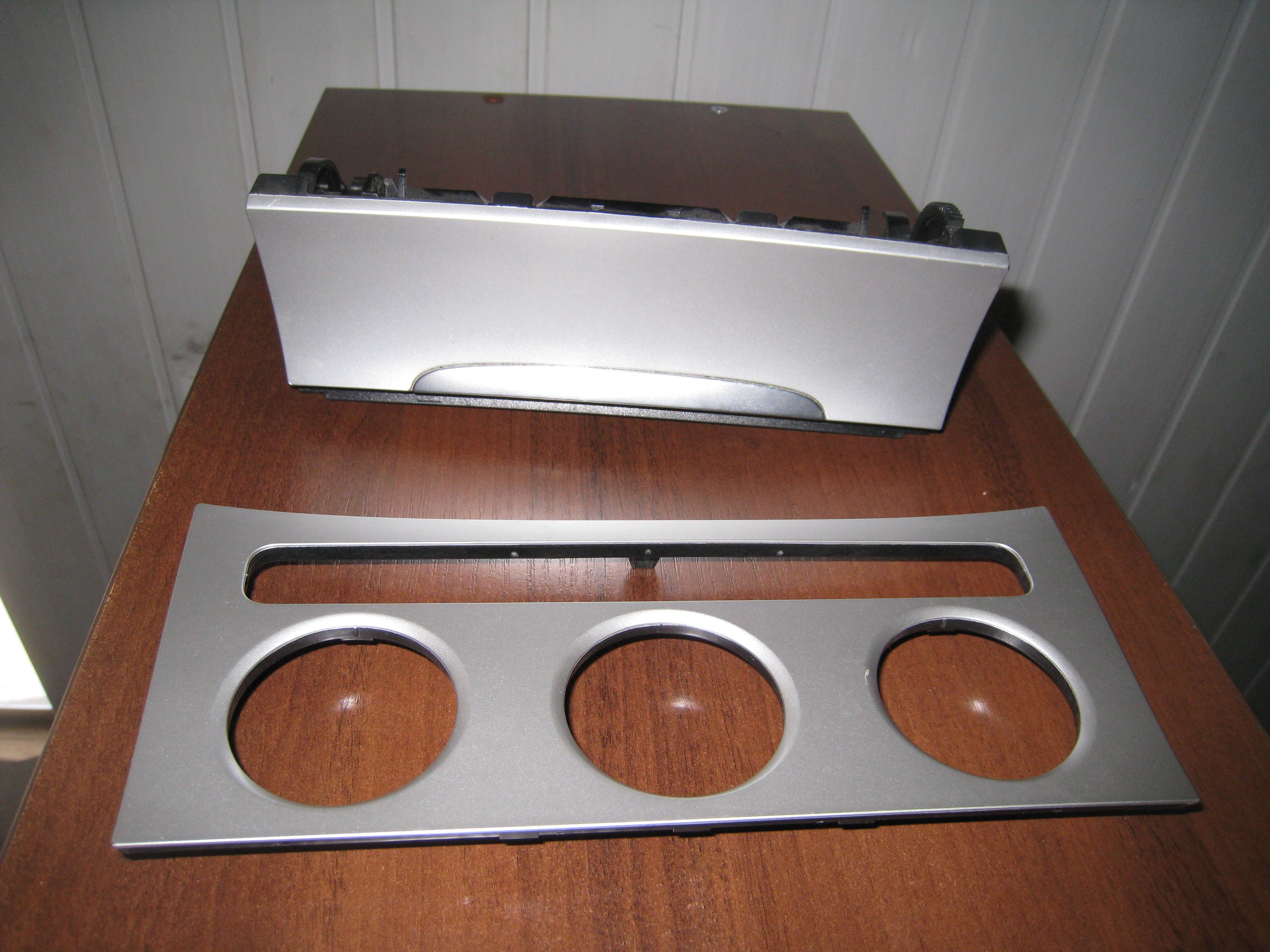 Аллюминиевые накладки на консоль Volkswagen Passat B6  2006 2.0 Бензин Ялта