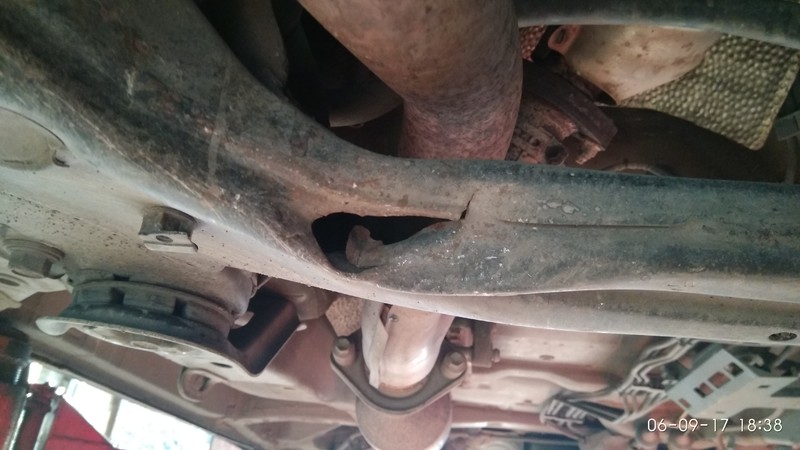 Балка передней подвески Lexus RX 2003 г.  3.3 л бензин Одесса