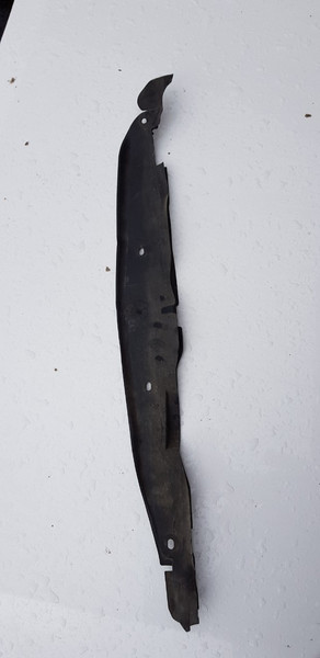 Накладка левого крыла уплотняющая 53883-48020   Lexus RX