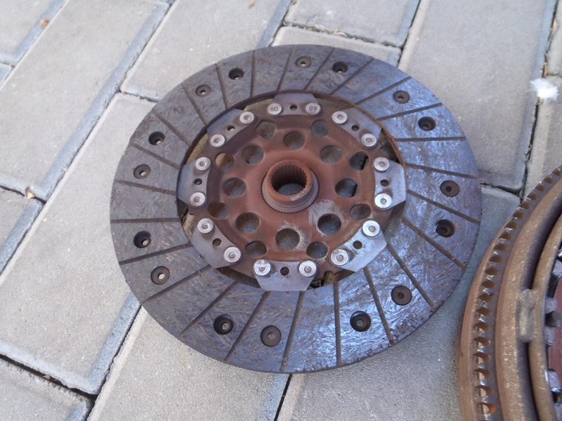 Диск сцепления Volkswagen T4 (Transporter) 65кВТ 2000 2.5 Дизель Краматорск