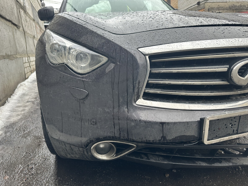 Фара передняя Infiniti QX70 универсал 2013 г.  3.0 л дизель Киев