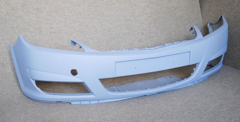 Бампер передний Opel Vectra C 2007 г.  2.2 л бензин Полтава