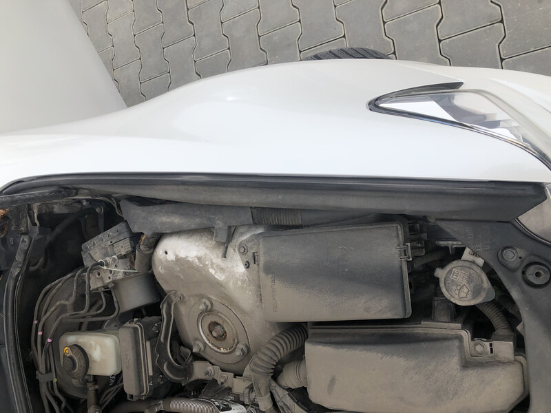 Накладка на крыло Lexus IS  2015 2.0 Бензин Одесса
