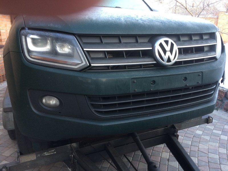 Бампер передний Volkswagen Amarok  2014 2.0 Дизель Кировоград