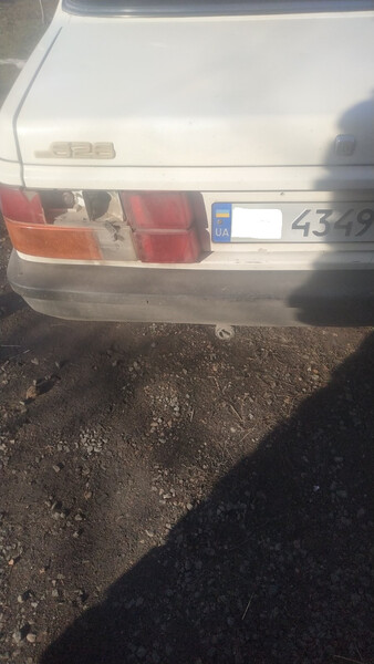 Ліхтар лівий Mazda 626  1986 2.0 Бензин 