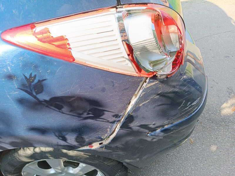 Задній ліхтар Nissan Tiida C11  2008 хетчбек 1.6 Бензин 