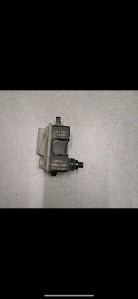 Привод крышки бензобака BMW 5 Series  2017 2.0 Гибрид Одеса