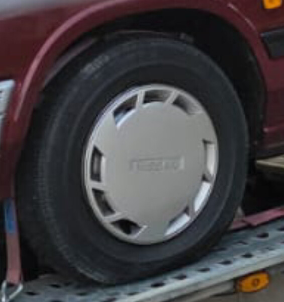 Колпак Nissan Laurel  1985 2.0 Луцк