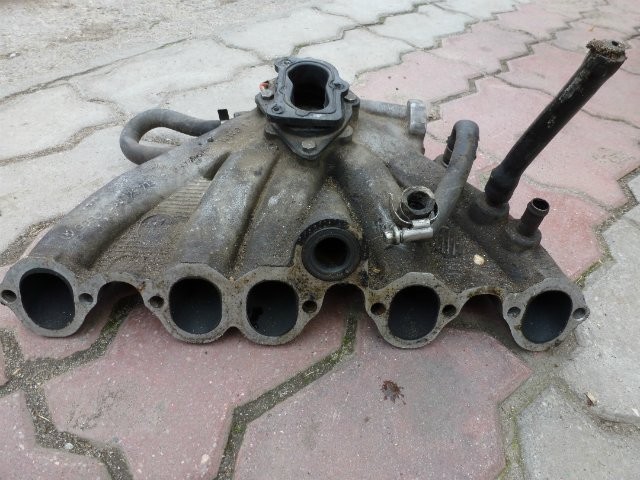 Впускной коллектор Audi 100 универсал 1990 г.  2.0 л бензин Львов