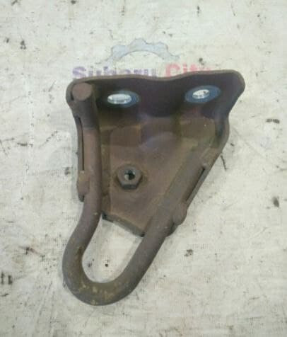 Буксирувальна петля Subaru Forester SG  2007 2.5 Бензин 