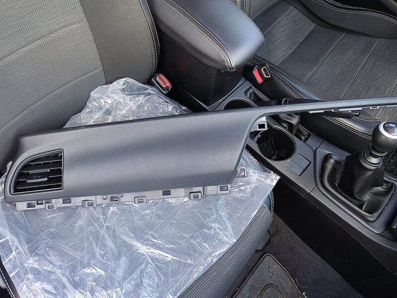 Накладка панели Toyota Corolla  2014  Бензин 