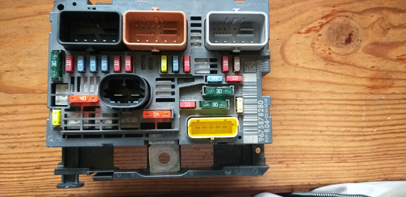 Блок BCM 9675878280   Citroen Berlingo, Peugeot 308