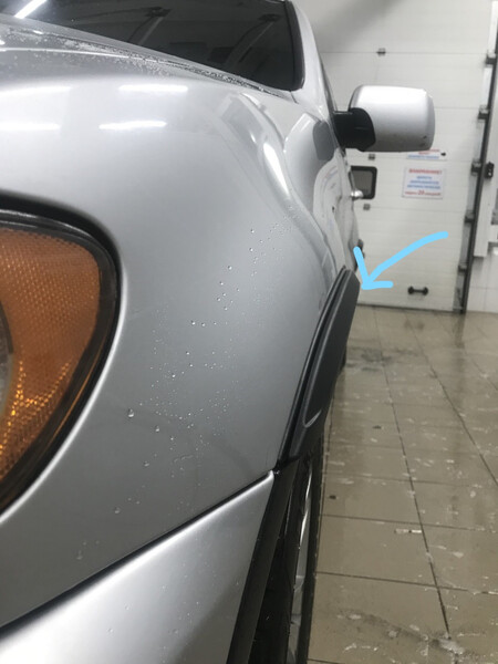 Накладка крыла правого BMW X5 E53  2005 3.0 Дизель Гайворон