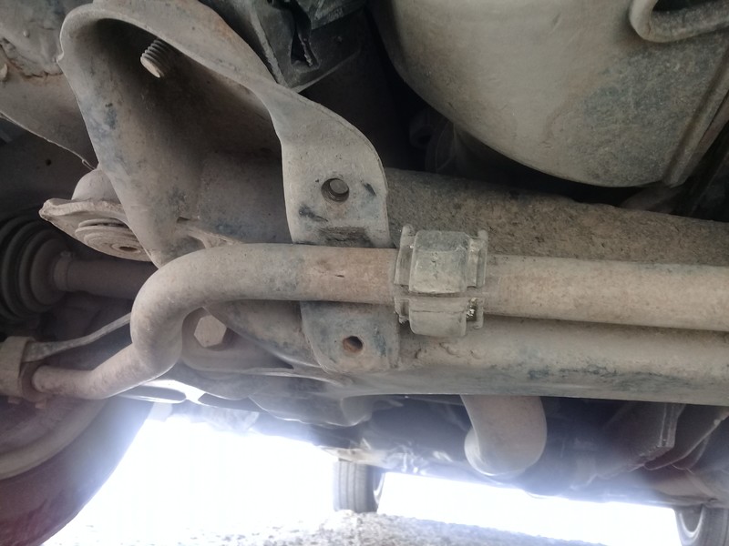 Хомут втулки стабілізатора Audi 80 B3  1987 1.6 Дизель Хмельницкий