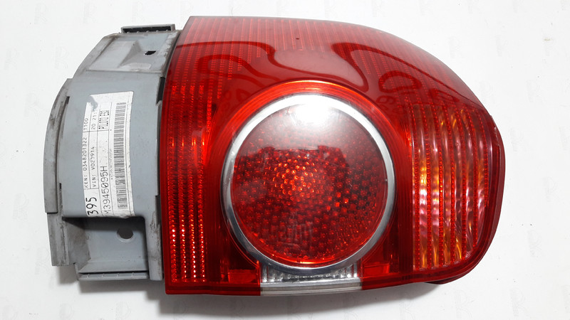 Фанарь зовнішній правий Volkswagen Sharan  2004 1.8 Бензин 