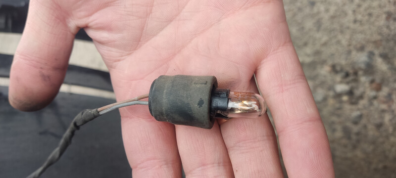 Патрон лампочки габаритов в переднюю фару Volkswagen Tiguan  2018 универсал 2.0 Бензин Полтава