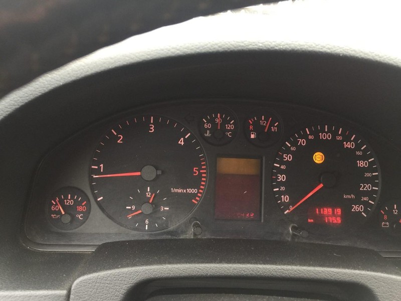 Приладова панель Audi A6 allroad quattro quattro 1999 універсал 2.5 Дизель 