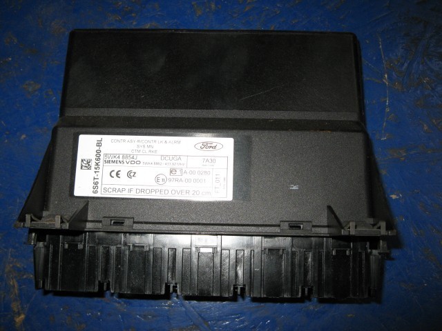 Блок комфорта Ford Fiesta MK6  2006 хэтчбек 1.4 Бензин Житомир