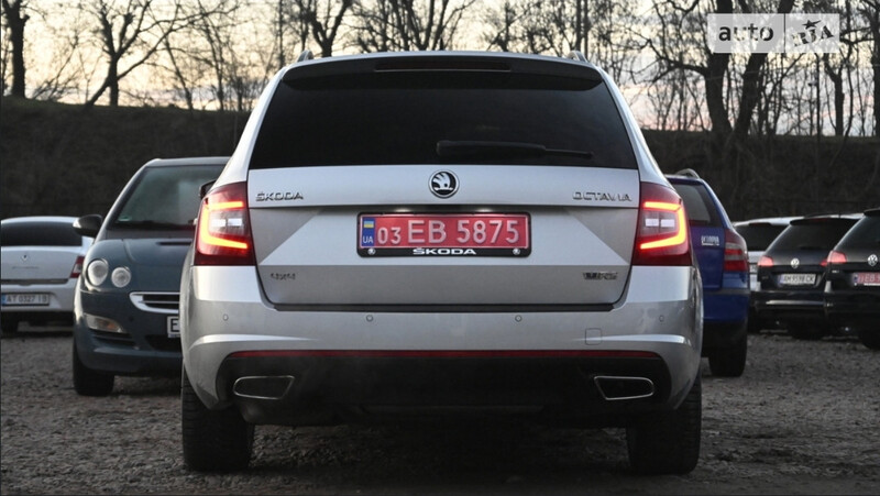 Задний бампер Skoda Octavia RS  2018 универсал 2.0 Дизель Миргород