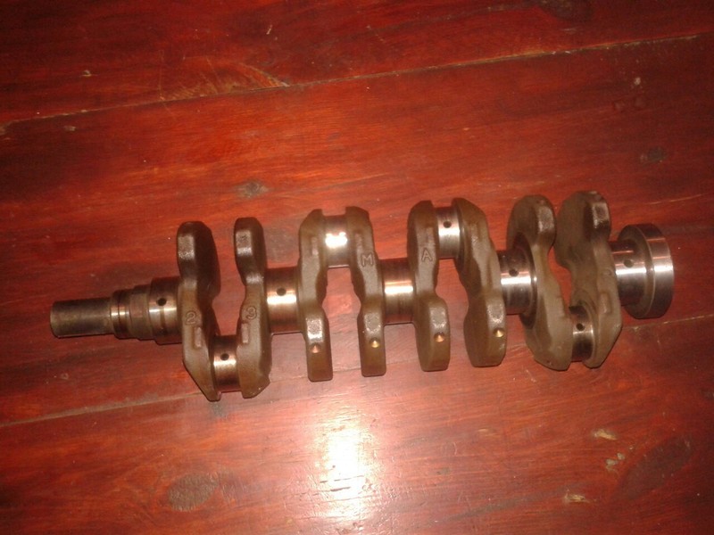 Колінвал 13310-PEA-000   Honda Accord