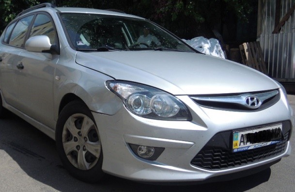 Фара передняя правая (галоген) Hyundai i30  2012 универсал 1.6 Бензин Киев