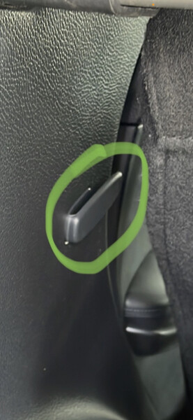 Крючек ременя безпасности Hyundai Santa FE 3  2013 универсал 2.2 Дизель Киев