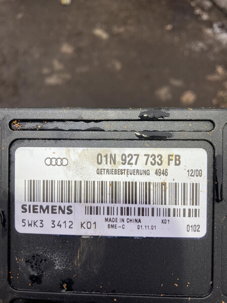 Блок управления акпп 01N927733FB   Volkswagen Passat