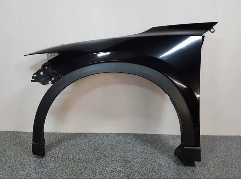 Левое переднее крыло Mazda CX-5 2018 г.  2.5 л бензин